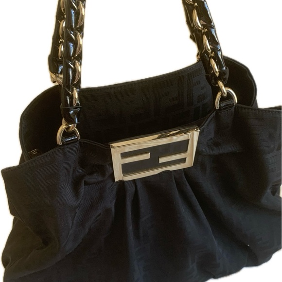 Fendi Zucca Shoulder Bag in excellent condition. - Picture 11 of 17